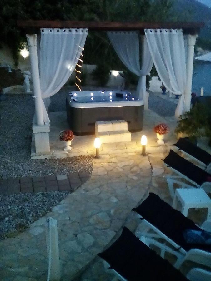 Villa Leonardo Млини Экстерьер фото